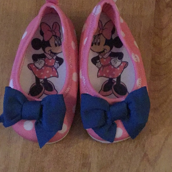 pink minnie mouse shoes